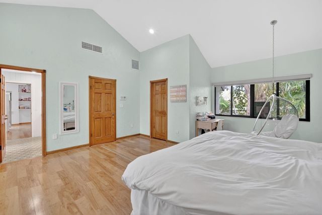5720 SW 33rd Terrace, Hollywood, FL 33312