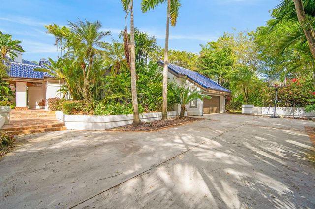 5720 SW 33rd Terrace, Hollywood, FL 33312