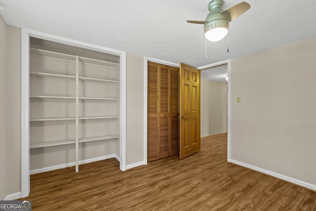 1055 Hunterhill Drive, Roswell, GA 30075