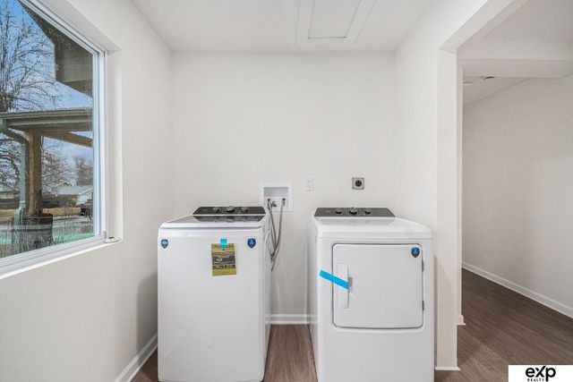 8525 Lafayette Avenue, Omaha, NE 68114