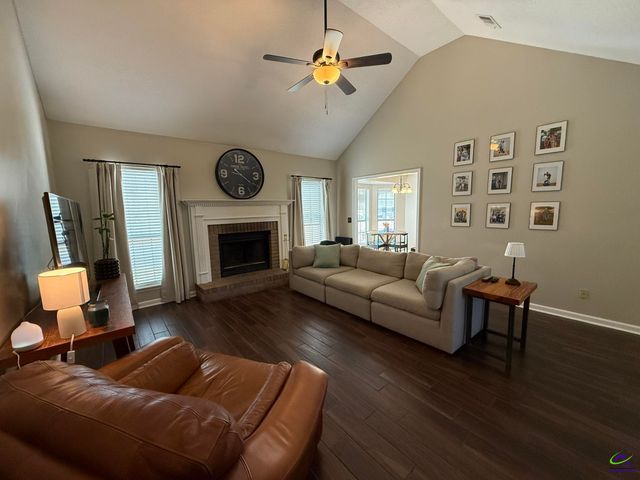 123 Johannes Square, Bonaire, GA 31005