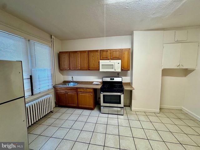 1616 N SMALLWOOD ST, Baltimore, MD 21216