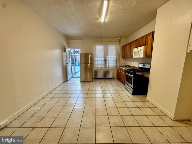 1616 N SMALLWOOD ST, Baltimore, MD 21216