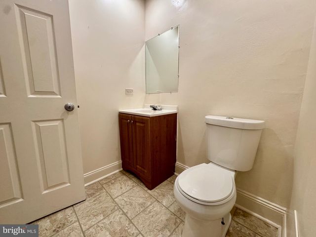 1616 N SMALLWOOD ST, Baltimore, MD 21216