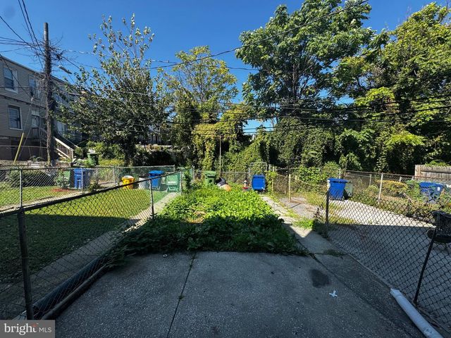 1616 N SMALLWOOD ST, Baltimore, MD 21216