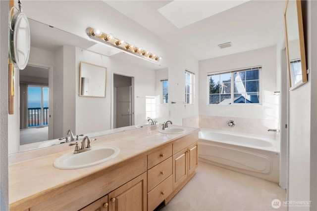 2326 S 280th Place, Federal Way, WA 98003