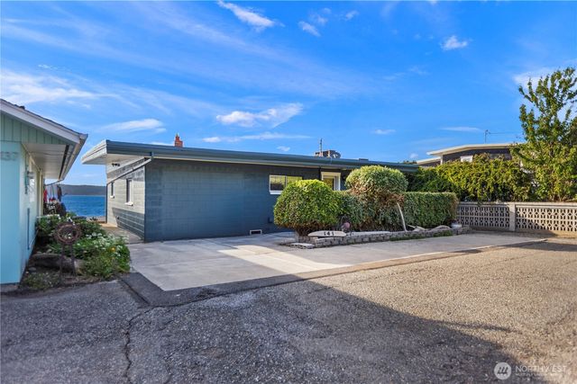 141 Utsalady Road, Camano Island, WA 98282