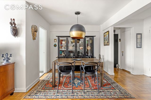 3346 92nd St Apt 1V, New York City, NY 11372