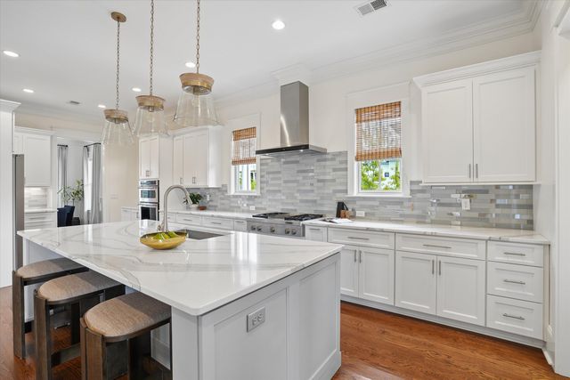 305 Apprentice Street, Charleston, SC 29492