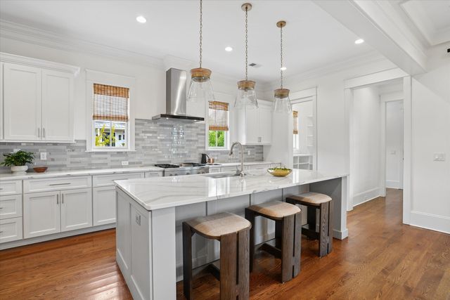 305 Apprentice Street, Charleston, SC 29492