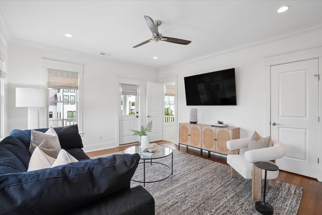 305 Apprentice Street, Charleston, SC 29492