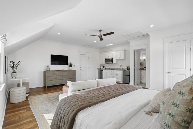 305 Apprentice Street, Charleston, SC 29492