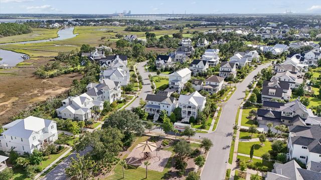 305 Apprentice Street, Charleston, SC 29492