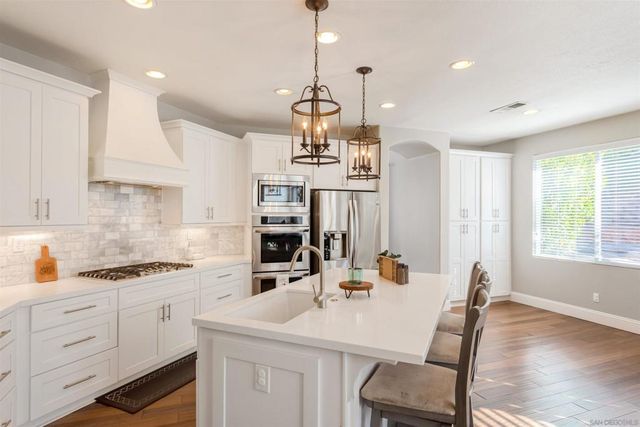 45948 Via La Colorada, Temecula, CA 92592