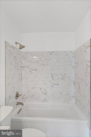 4006 SILVAGE RD, Baltimore, MD 21236