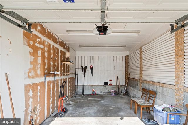 4006 SILVAGE RD, Baltimore, MD 21236