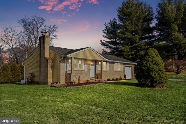 4006 SILVAGE RD, Baltimore, MD 21236