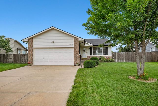 1440 E Sunset Ct, Goddard, KS 67052