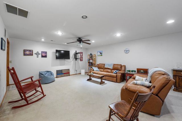 1440 E Sunset Ct, Goddard, KS 67052