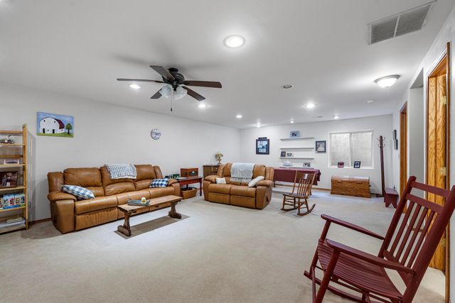 1440 E Sunset Ct, Goddard, KS 67052
