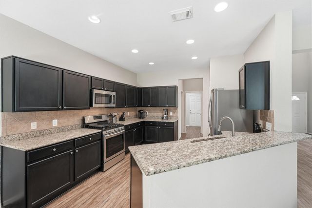 2903 Edgewick Elm Street, Fresno, TX 77545