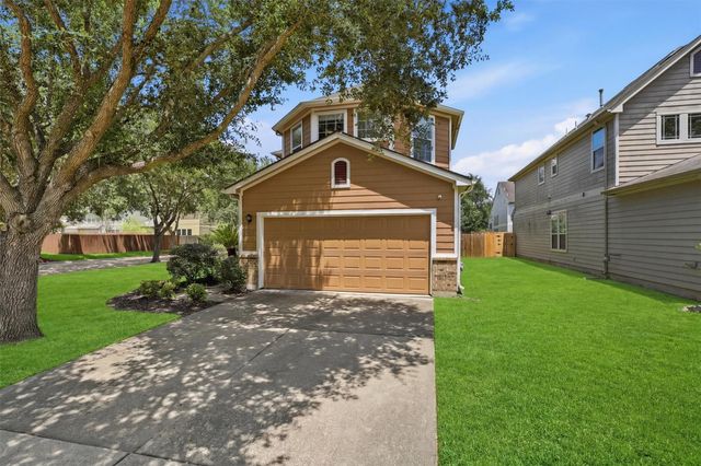 2903 Edgewick Elm Street, Fresno, TX 77545