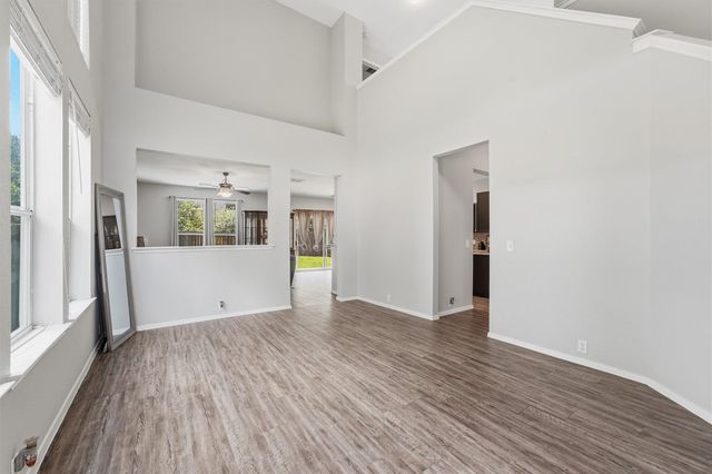 2903 Edgewick Elm Street, Fresno, TX 77545