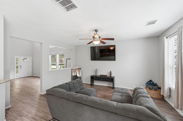 2903 Edgewick Elm Street, Fresno, TX 77545