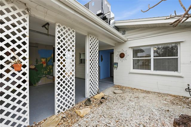 462 63RD STREET, Holmes Beach, FL 34217