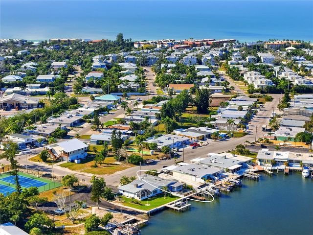 462 63RD STREET, Holmes Beach, FL 34217