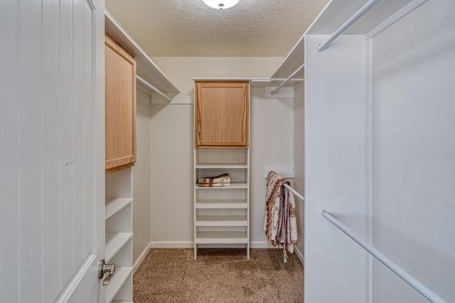 6394 Crow Road NE, Rio Rancho, NM 87144