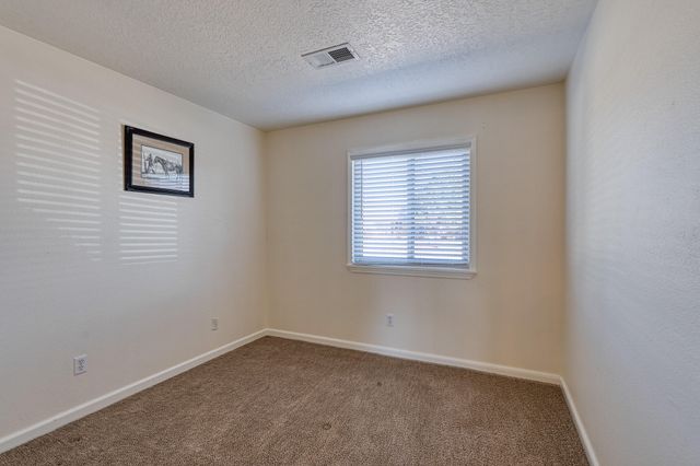 6394 Crow Road NE, Rio Rancho, NM 87144