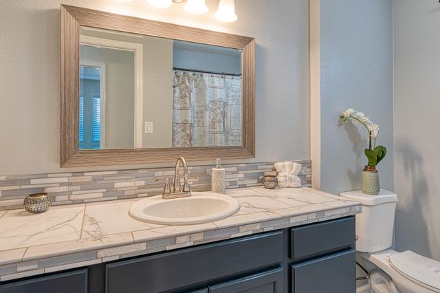 6394 Crow Road NE, Rio Rancho, NM 87144