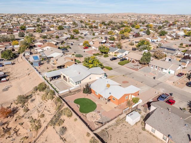 6394 Crow Road NE, Rio Rancho, NM 87144