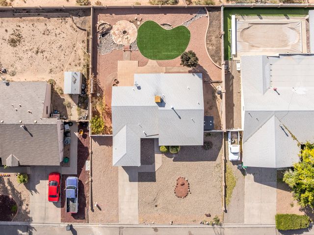 6394 Crow Road NE, Rio Rancho, NM 87144