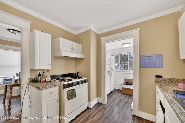 841 Baker Street, Lansing, MI 48910