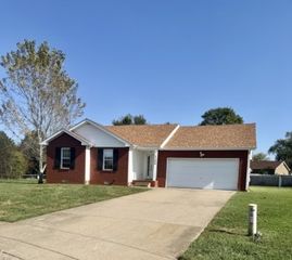 1104 Connemara Way, Clarksville, TN 37040