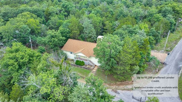 27 N Star Loop, Holiday Island, AR 72631