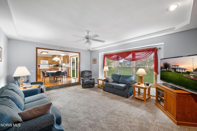 5882 Cherokee Avenue, Walbridge, OH 43465