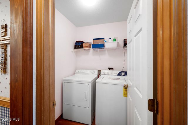5882 Cherokee Avenue, Walbridge, OH 43465