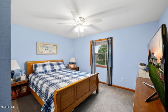 5882 Cherokee Avenue, Walbridge, OH 43465