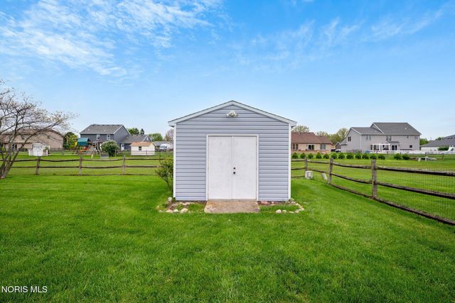 5882 Cherokee Avenue, Walbridge, OH 43465