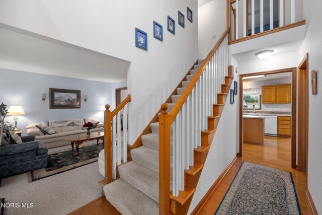 5882 Cherokee Avenue, Walbridge, OH 43465