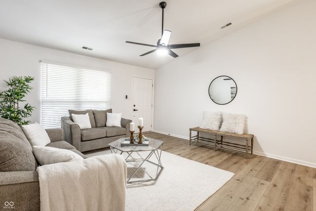 7301 Muirfield Place, Indianapolis, IN 46237