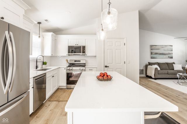 7301 Muirfield Place, Indianapolis, IN 46237