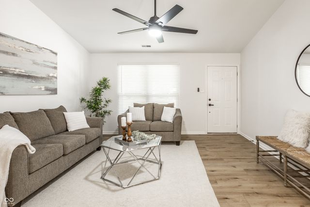 7301 Muirfield Place, Indianapolis, IN 46237