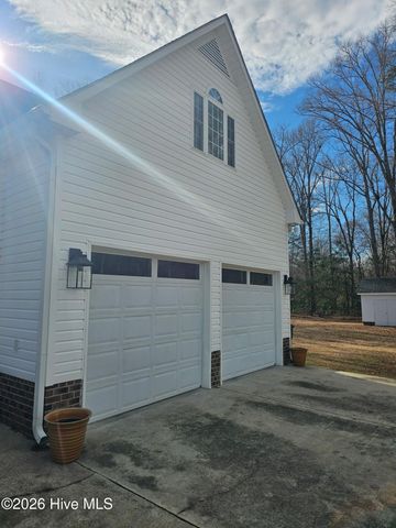 3701 Trace Drive W, Wilson, NC 27893