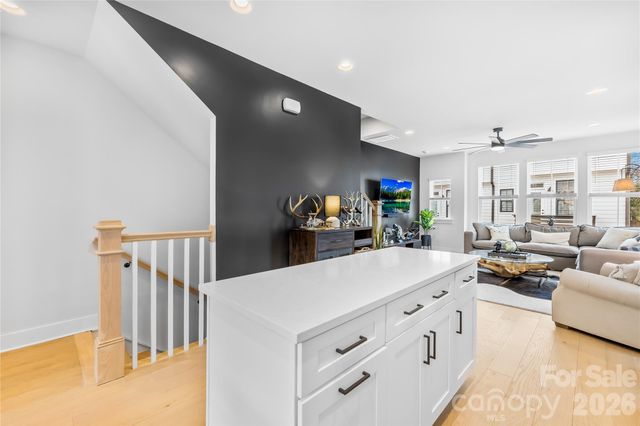 1130 Pegram Crossing Drive 19, Charlotte, NC 28205