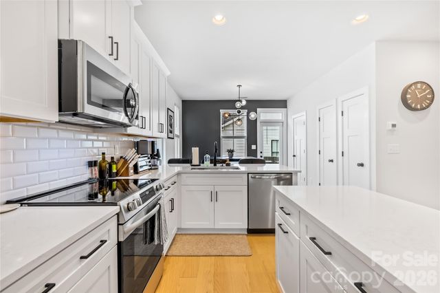 1130 Pegram Crossing Drive 19, Charlotte, NC 28205