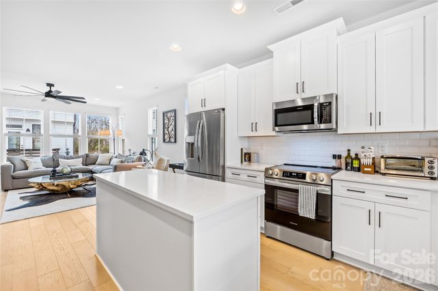 1130 Pegram Crossing Drive 19, Charlotte, NC 28205